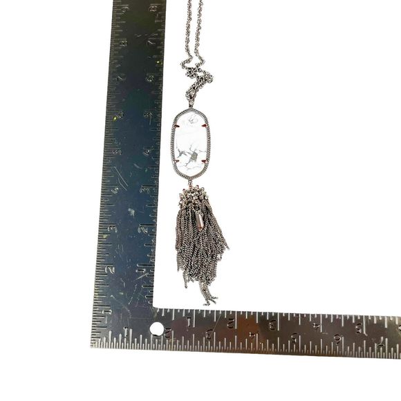 Kendra Scott Signature Rayne Tassel Pendant Necklace Howlite Long Silvertone - Picture 7 of 9